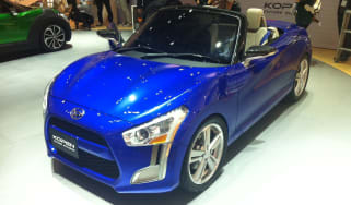 Daihatsu Kopen revealed in Tokyo 2013 front