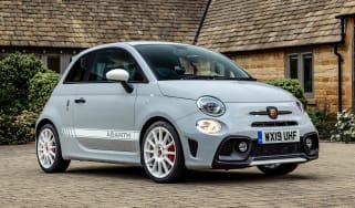 Abarth 595 essessee 70th Edition - front static 