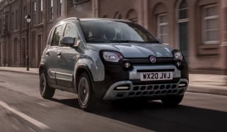 Fiat Panda Cross - front tracking