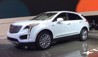 Cadillac XT5 front