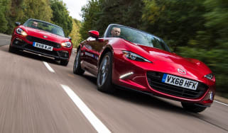 mazda mx5 vs abarth 124 spider twin test