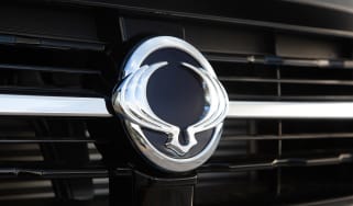 SsangYong badge