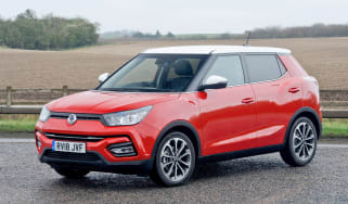 SsangYong Tivoli Ultimate front quarter